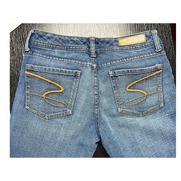 7 For All Mankind Classic Flare Ultra Low Waist Jeans - Picture 7 of 8